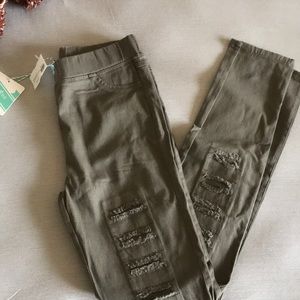 High waisted distressed jeggings